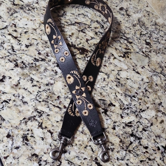 Patricia Nash Black Embroidered Guitar Strap - Picture 1 of 6